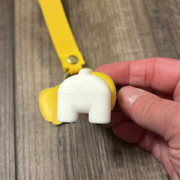 Pochacco 3D keychain - Picture 4 of 5